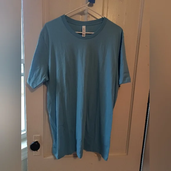 Gildan Men's Light Blue Short Sleeve Tee - Picture 1 of 5